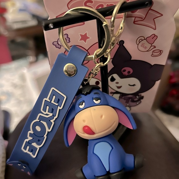 NWTS-DISNEY EEYORE KEYCHAIN & WRISTLET WITH KEY RING AND CLIP HOOK - Picture 1 of 3